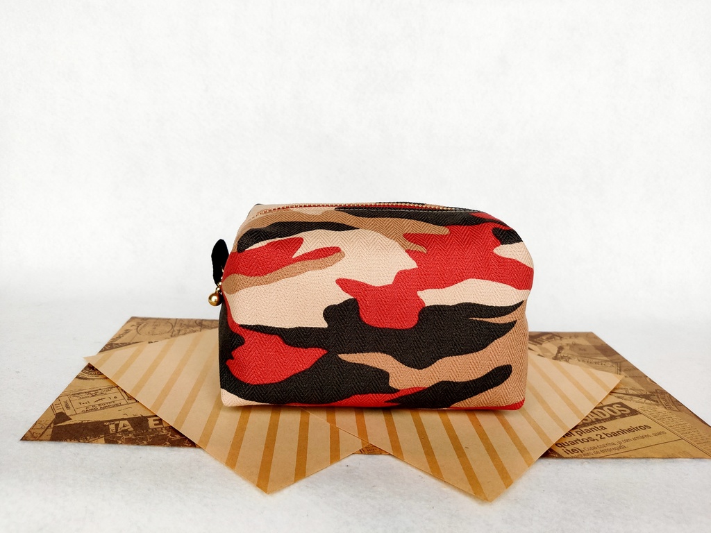 迷彩キャラメルポーチ(ブラウン)