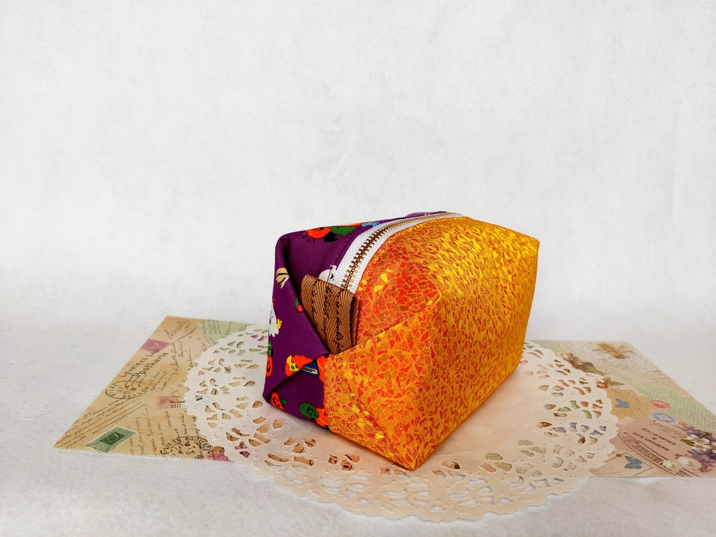 ハロウィンのキラキラ⭐キャラメルポーチ(ハロウィンパーティー)