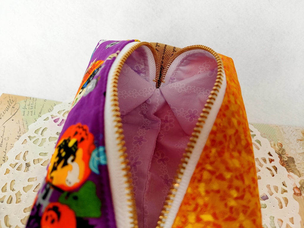 ハロウィンのキラキラ⭐キャラメルポーチ(ハロウィンパーティー)