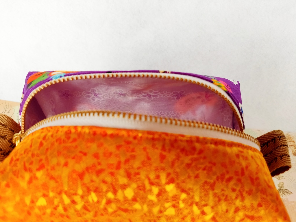 ハロウィンのキラキラ⭐キャラメルポーチ(ハロウィンパーティー)