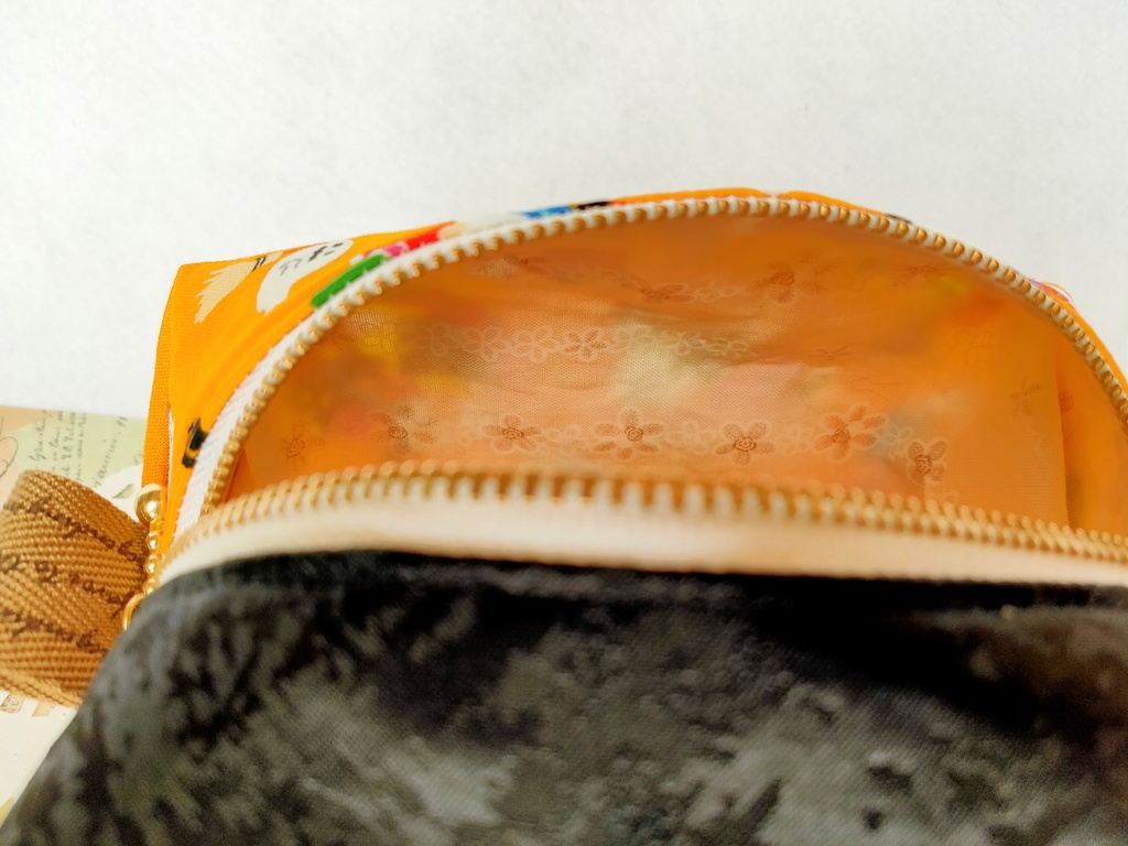 ハロウィンのキラキラ⭐キャラメルポーチ(ハロウィンパーティー)