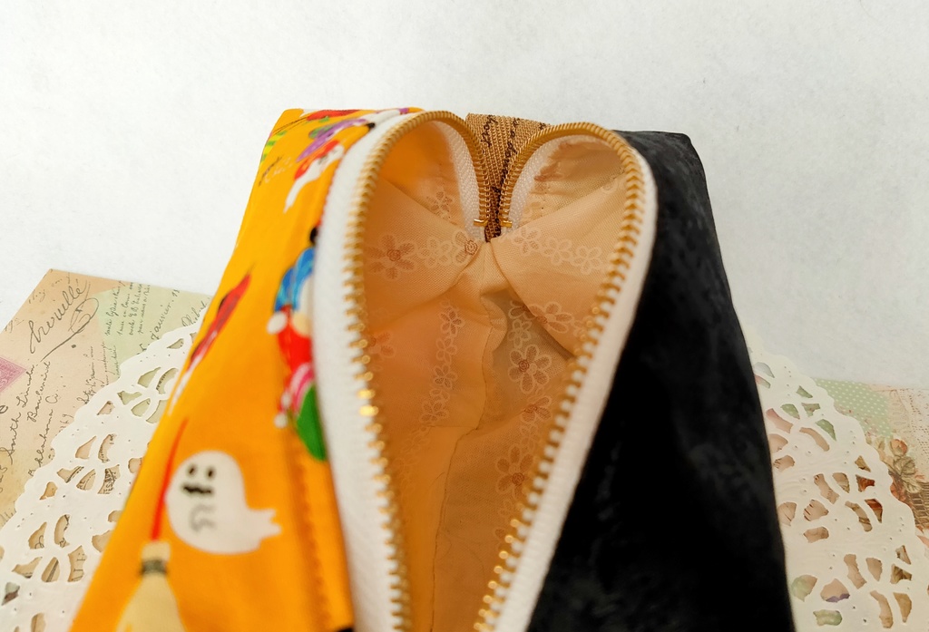 ハロウィンのキラキラ⭐キャラメルポーチ(ハロウィンパーティー)