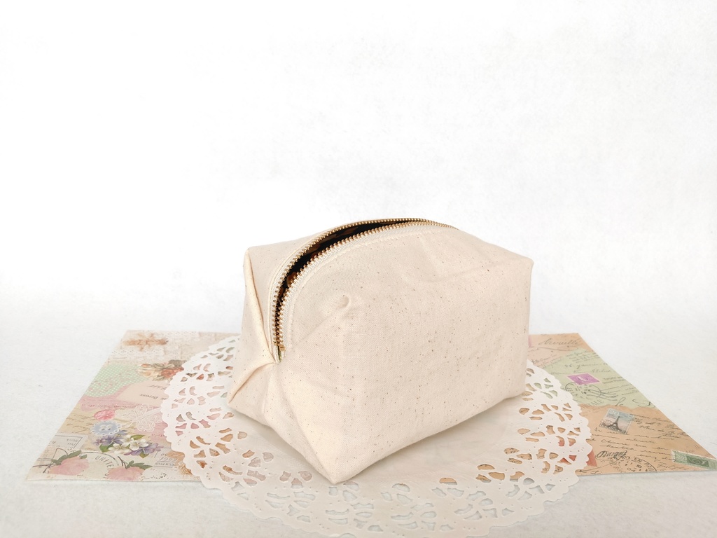 キャラメルポーチ(深翠花柄)