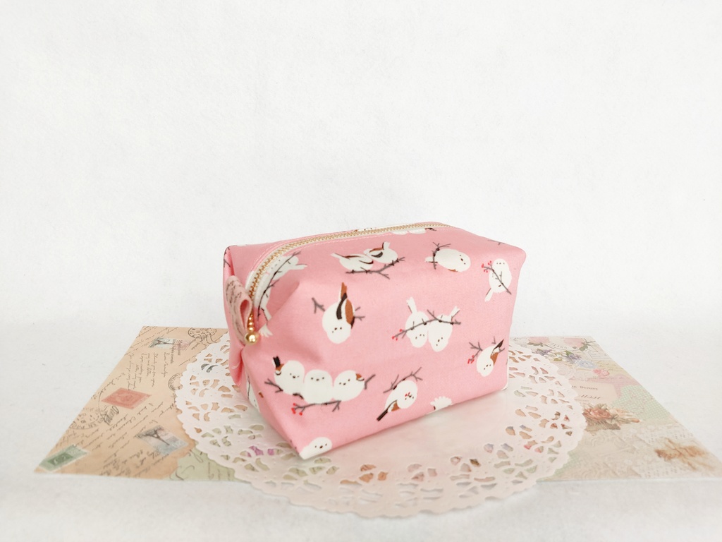 シマエナガのキャラメルポーチ