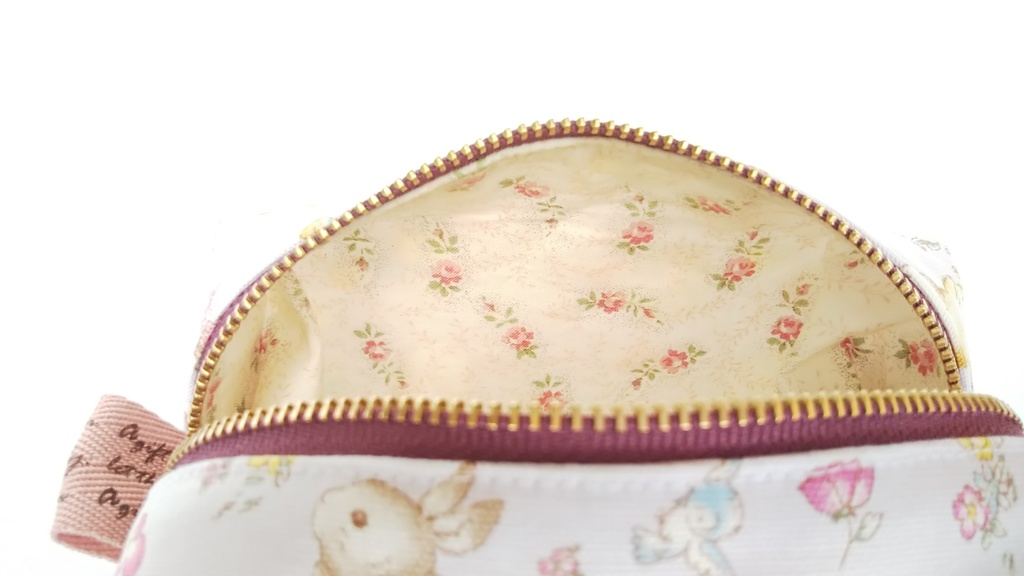 キャラメルポーチ(うさぎとお花)