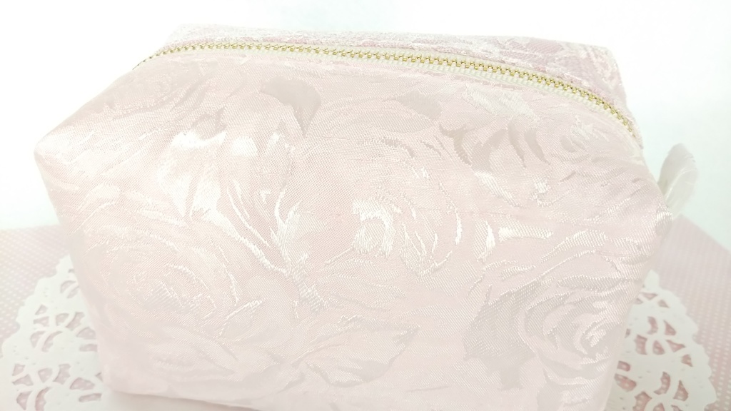 薔薇とレースのキラキラ☆キャラメルポーチ