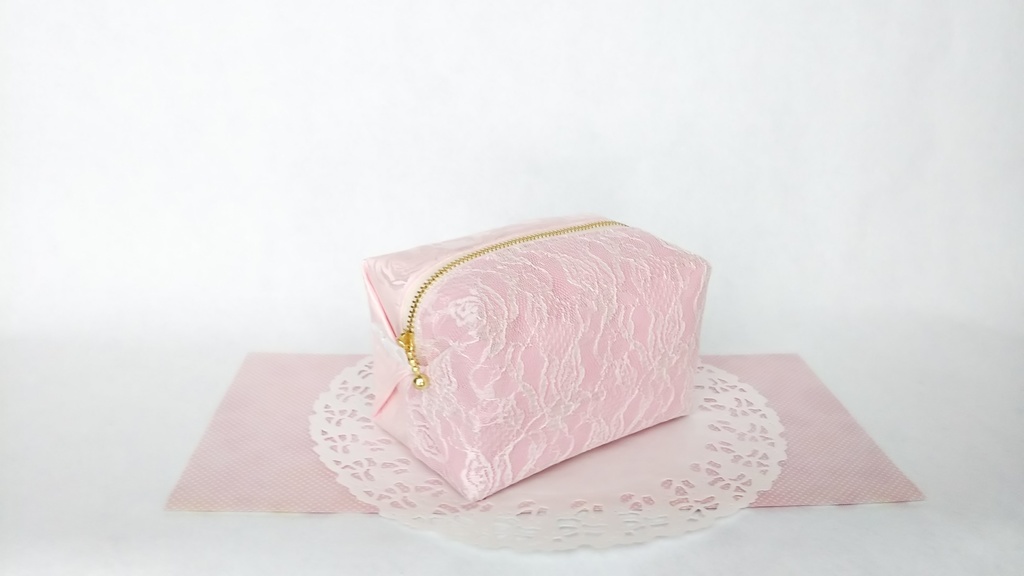 薔薇とレースのキラキラ☆キャラメルポーチ