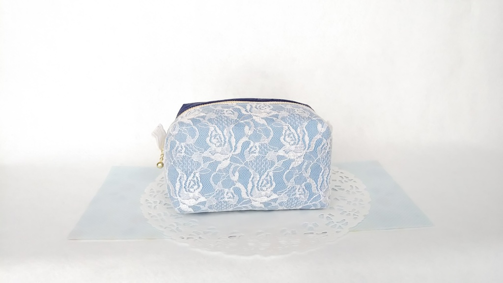 薔薇とレースのキラキラ☆キャラメルポーチ