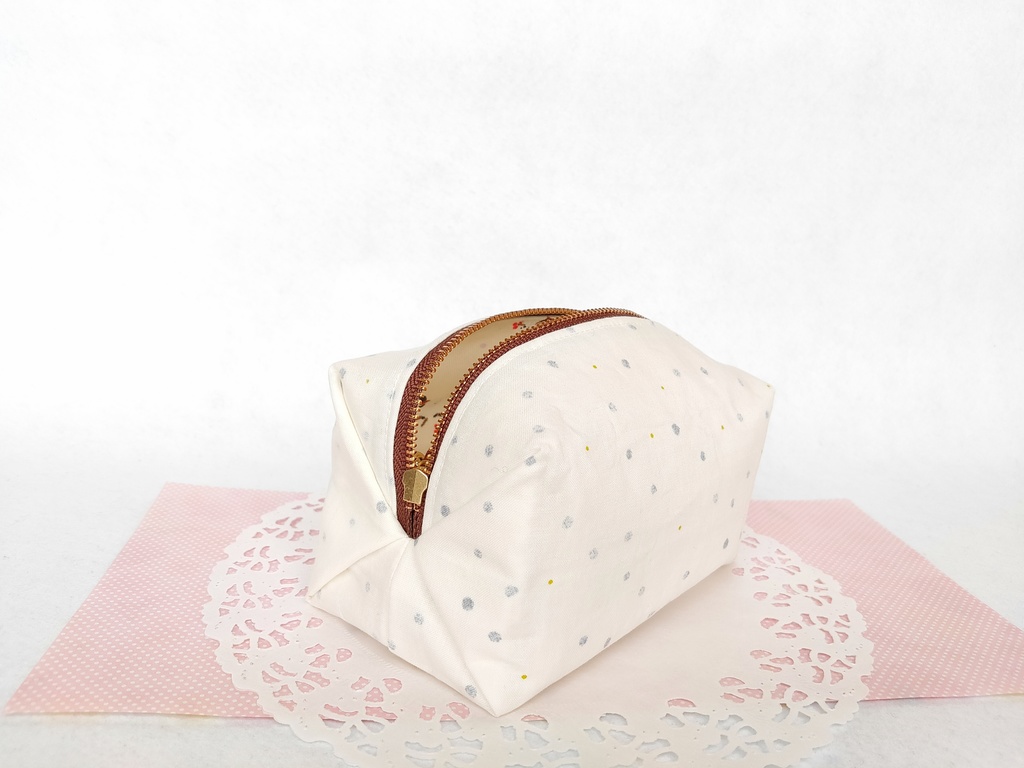 キャラメルポーチ(シマエナガ)