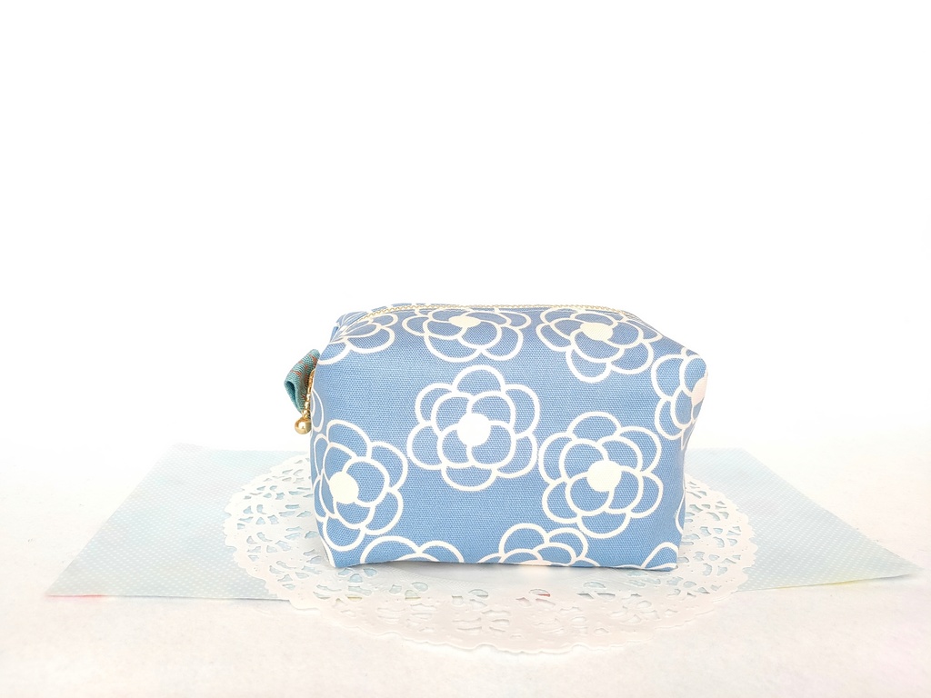 キャラメルポーチ(カメリア)