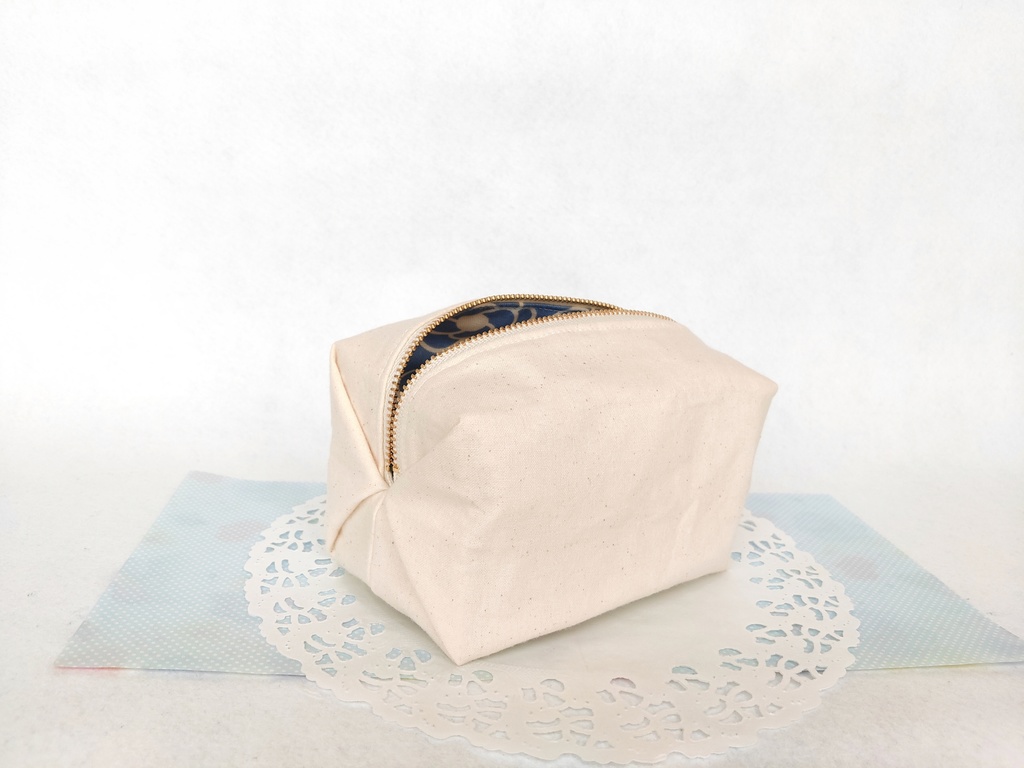 キャラメルポーチ(カメリア)