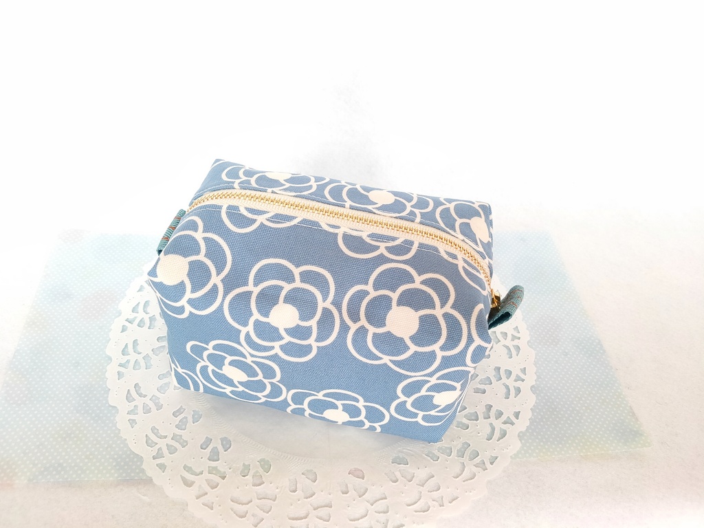 キャラメルポーチ(カメリア)