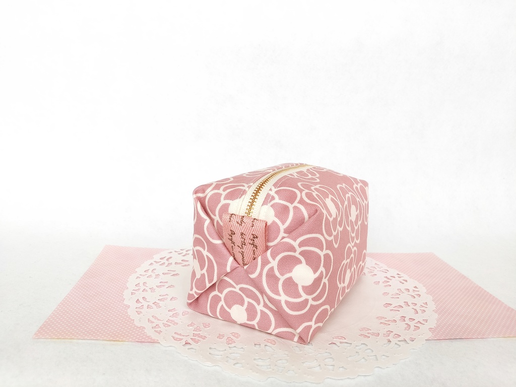 キャラメルポーチ(カメリア)