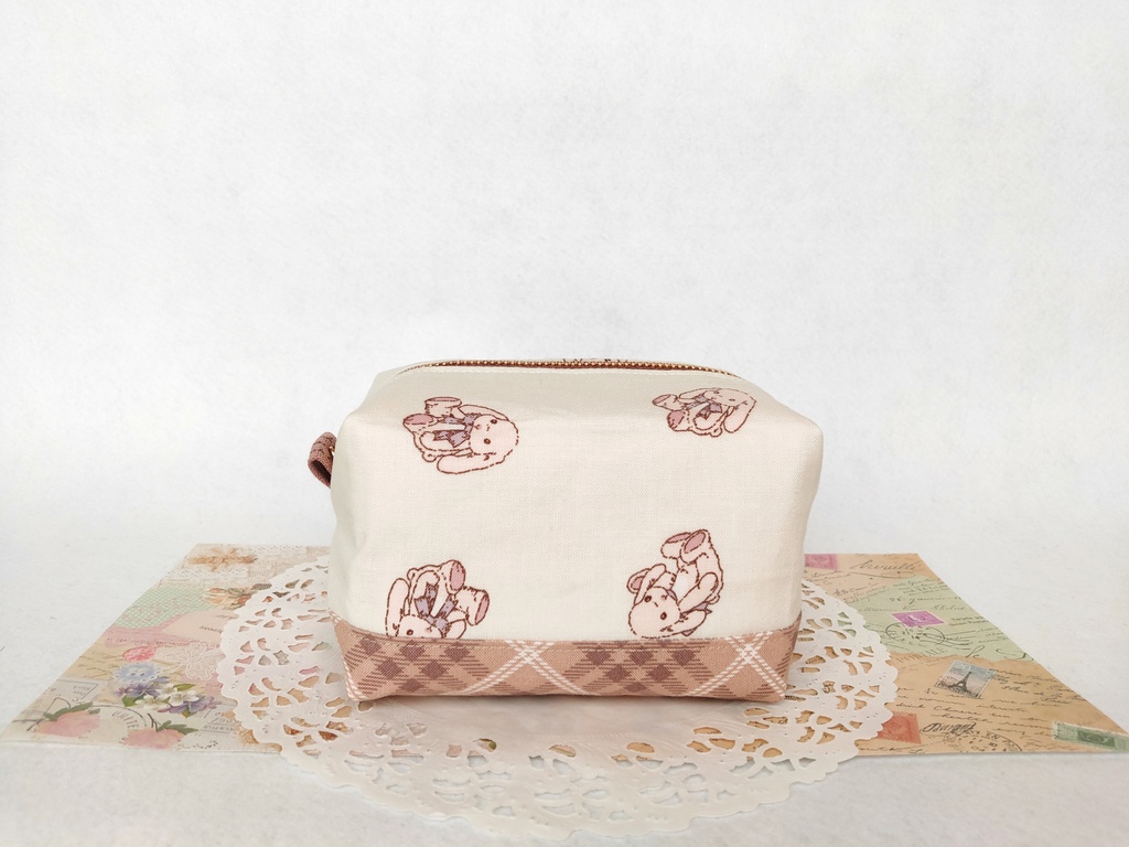 キャラメルポーチ(タータンチェックとうさぎ)