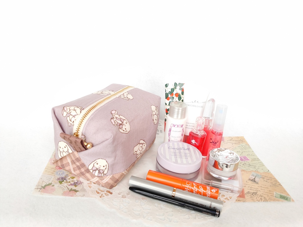 キャラメルポーチ(タータンチェックとうさぎ)