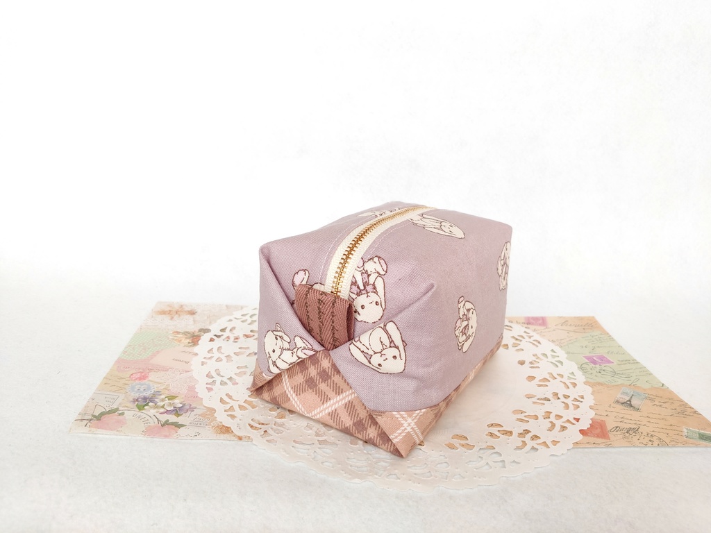 キャラメルポーチ(タータンチェックとうさぎ)