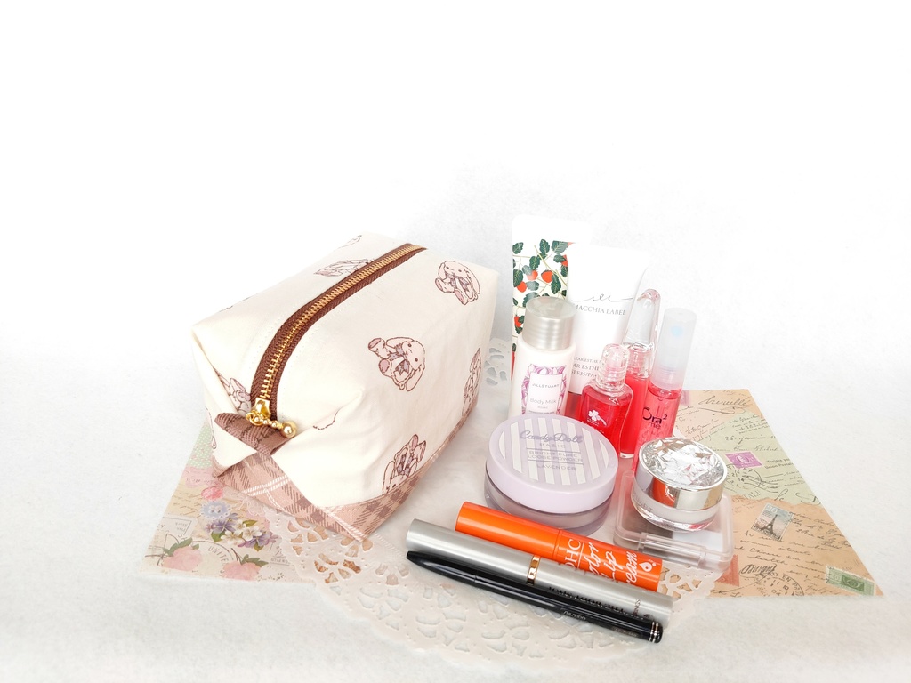 キャラメルポーチ(タータンチェックとうさぎ)