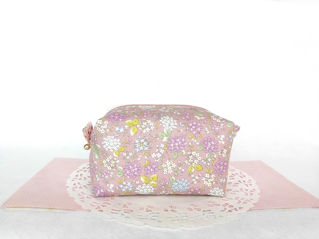 紫陽花のキラキラ☆キャラメルポーチ(パープル×アイボリー)