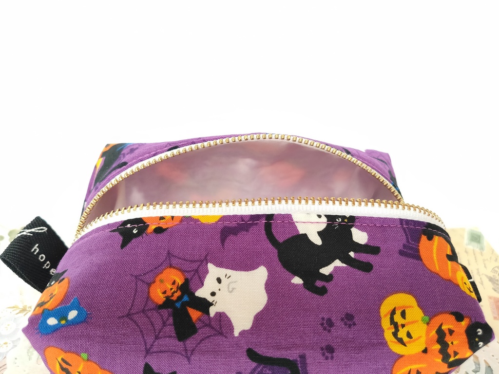 ハロウィン🎃キャラメルポーチ(パープル×ストライプ)