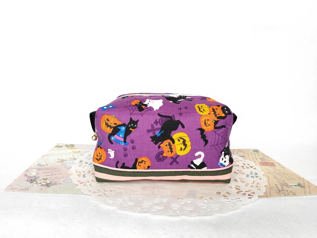 ハロウィン🎃キャラメルポーチ(パープル×ストライプ)