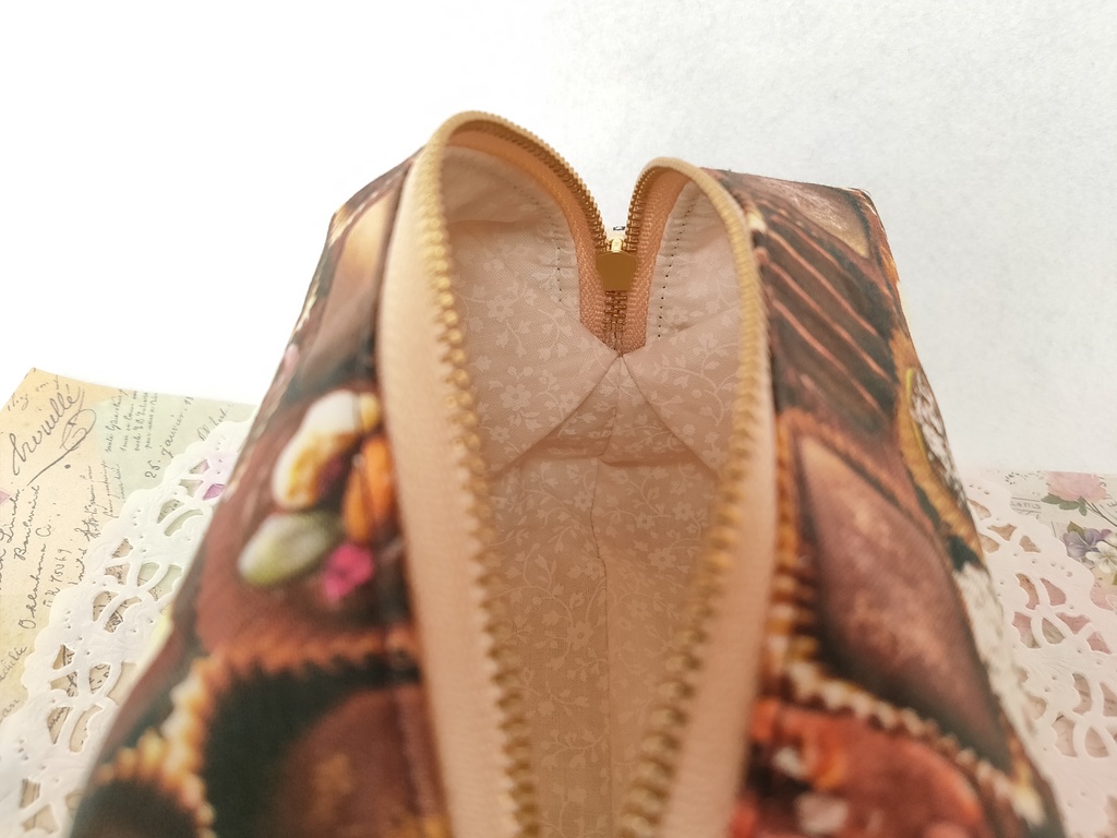 キャラメルポーチ(チョコレート・ヘーゼルナッツ)