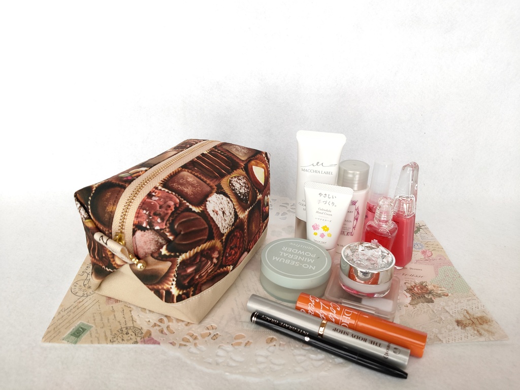 キャラメルポーチ(チョコレート・ヘーゼルナッツ)