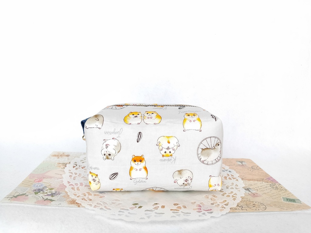 ハムスターのキャラメルポーチ(グレー)