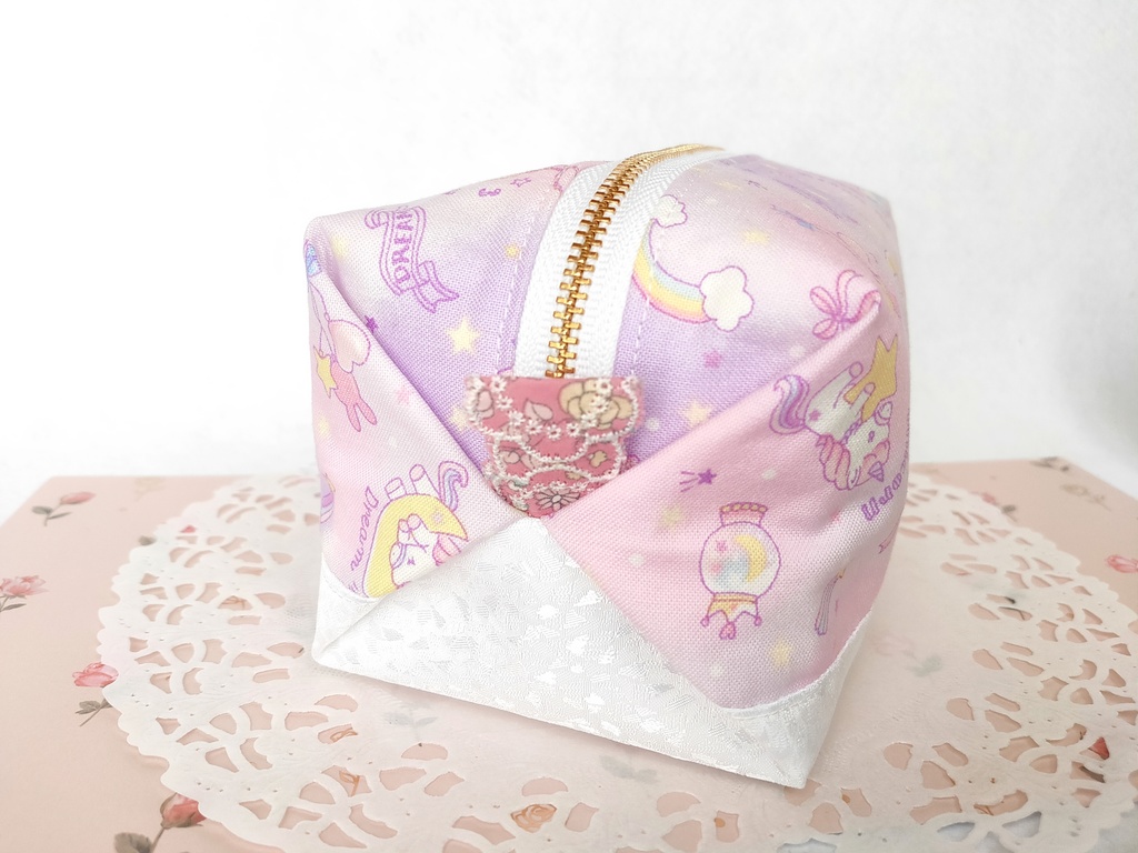ゆめかわ❤︎キラキラ⭐キャラメルポーチ(おやすみユニコーン・パープル)