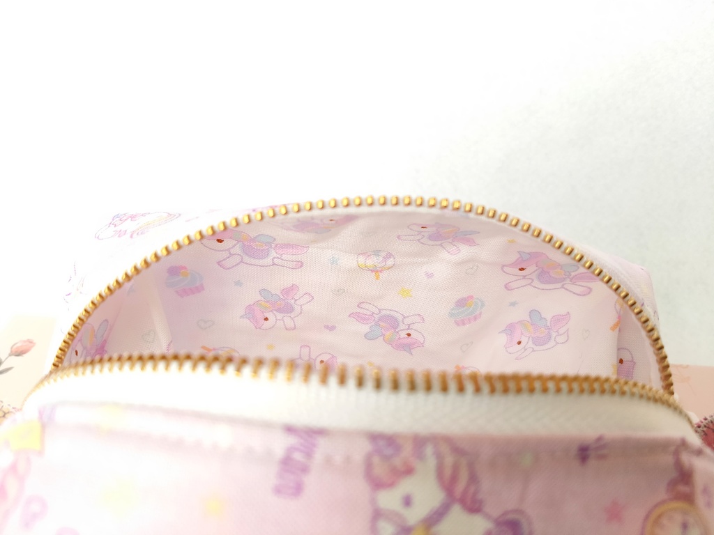 ゆめかわ❤︎キラキラ⭐キャラメルポーチ(おやすみユニコーン・パープル)