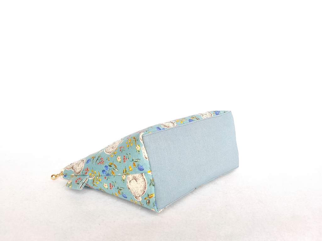 ファスナーポーチ(うさぎとラズベリー・ブルー)