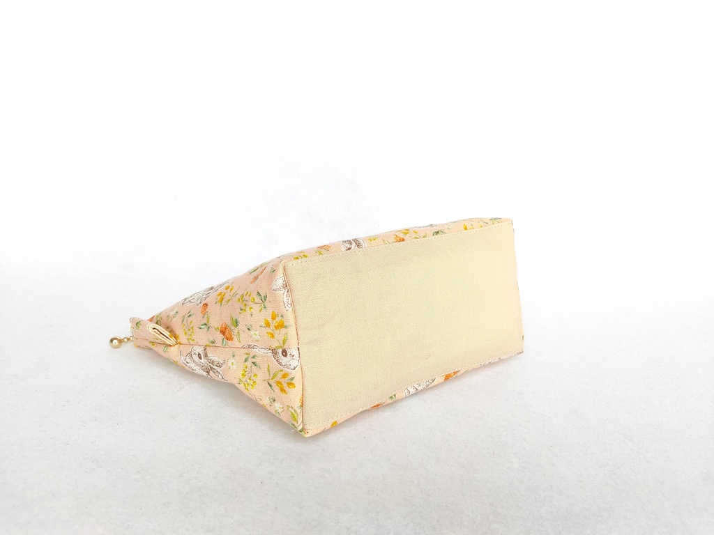 ファスナーポーチ(うさぎとラズベリー・イエロー)