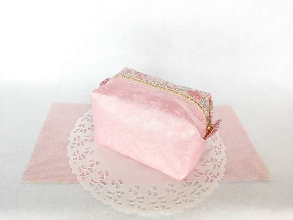 あじさいのキラキラ☆キャラメルポーチ(ピンク×ピンク)