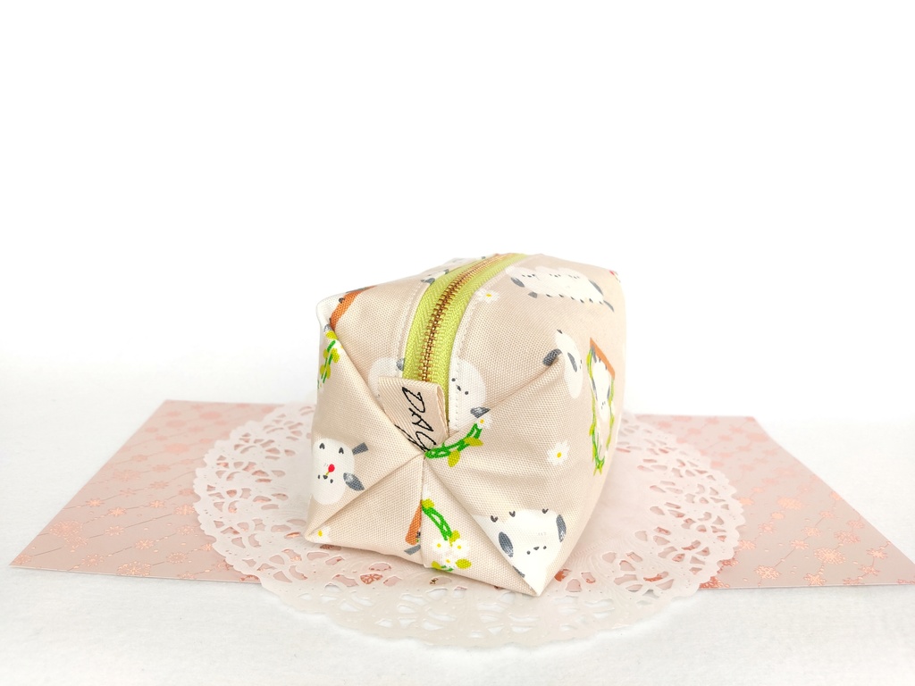 キャラメルポーチ(シマエナガと花ブランコ)