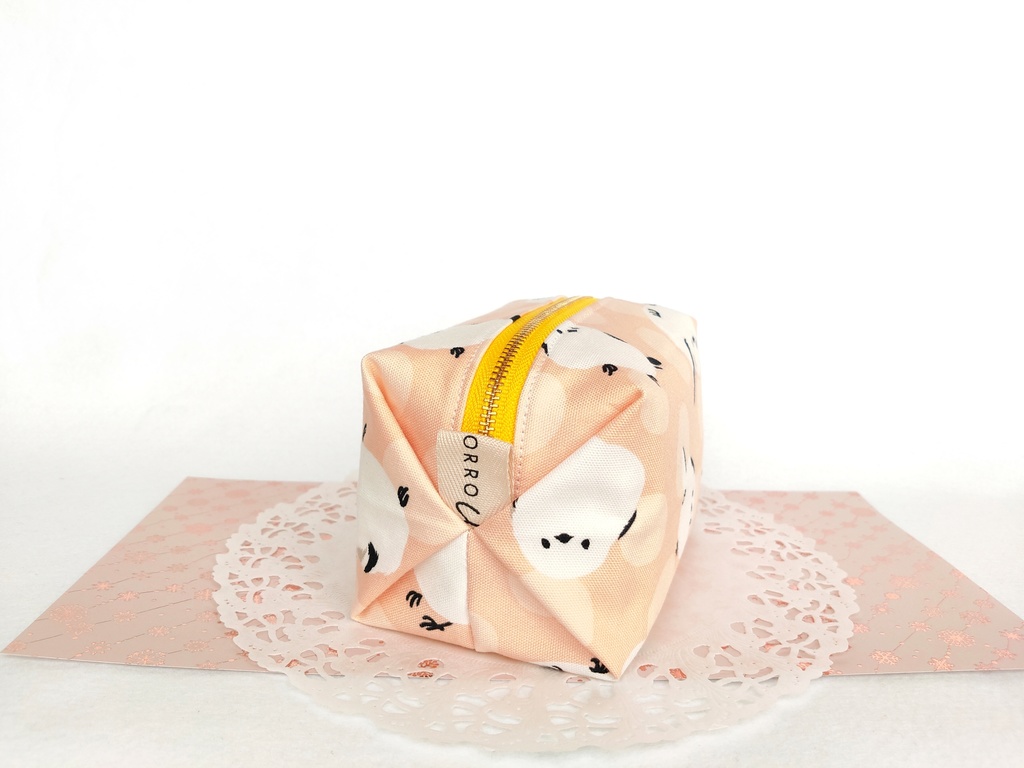 キャラメルポーチ(大きいシマエナガ・ペールオレンジ)