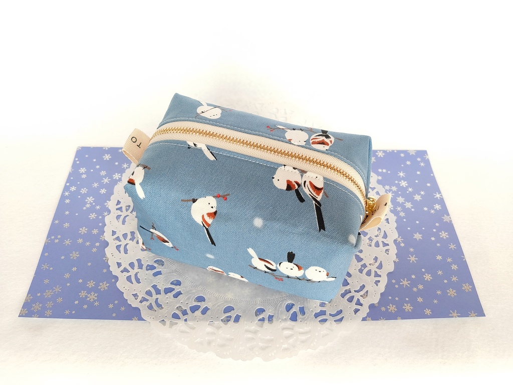 キャラメルポーチ(シマエナガ・くすみブルー)