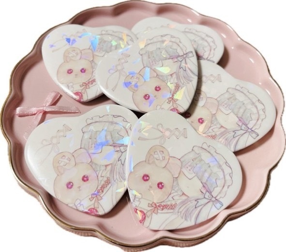 キラキラハート缶バッジ🎀
