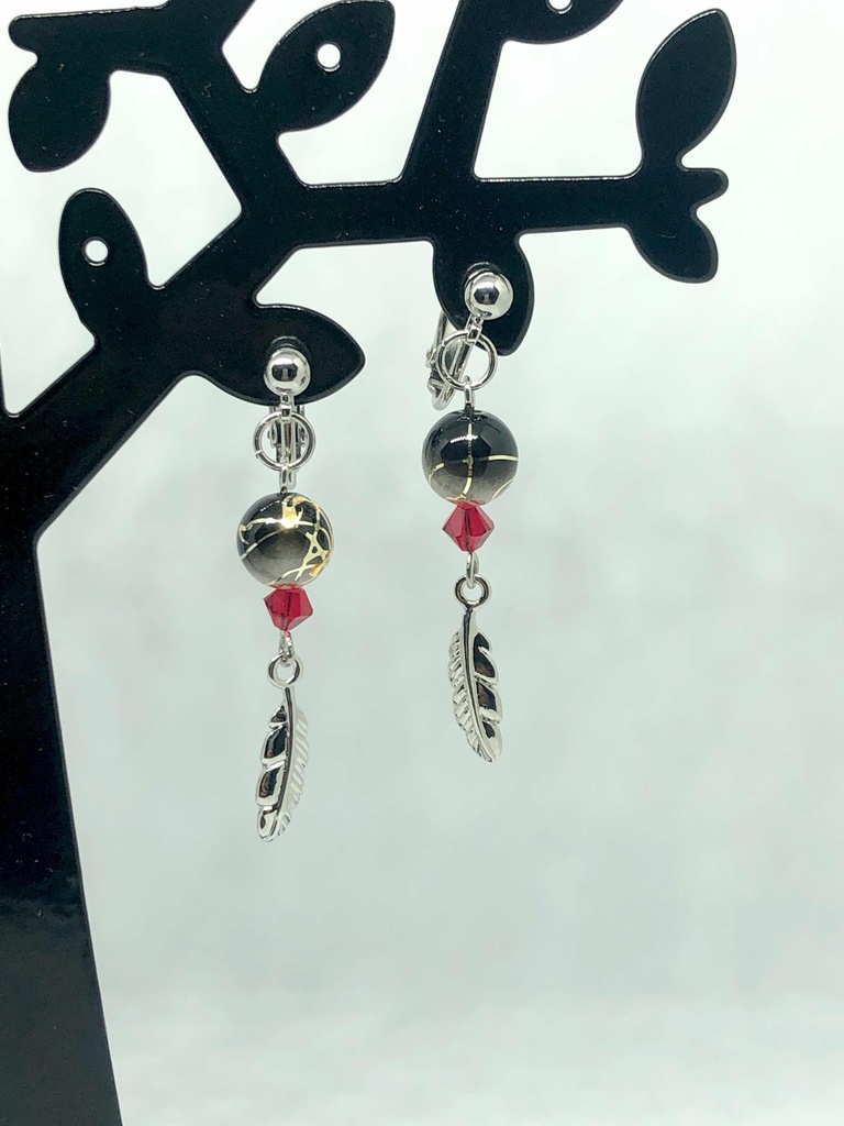 小烏丸イメージイヤリング/ピアス