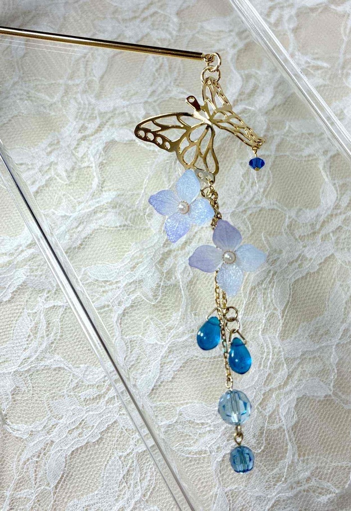 蝶と花のかんざし