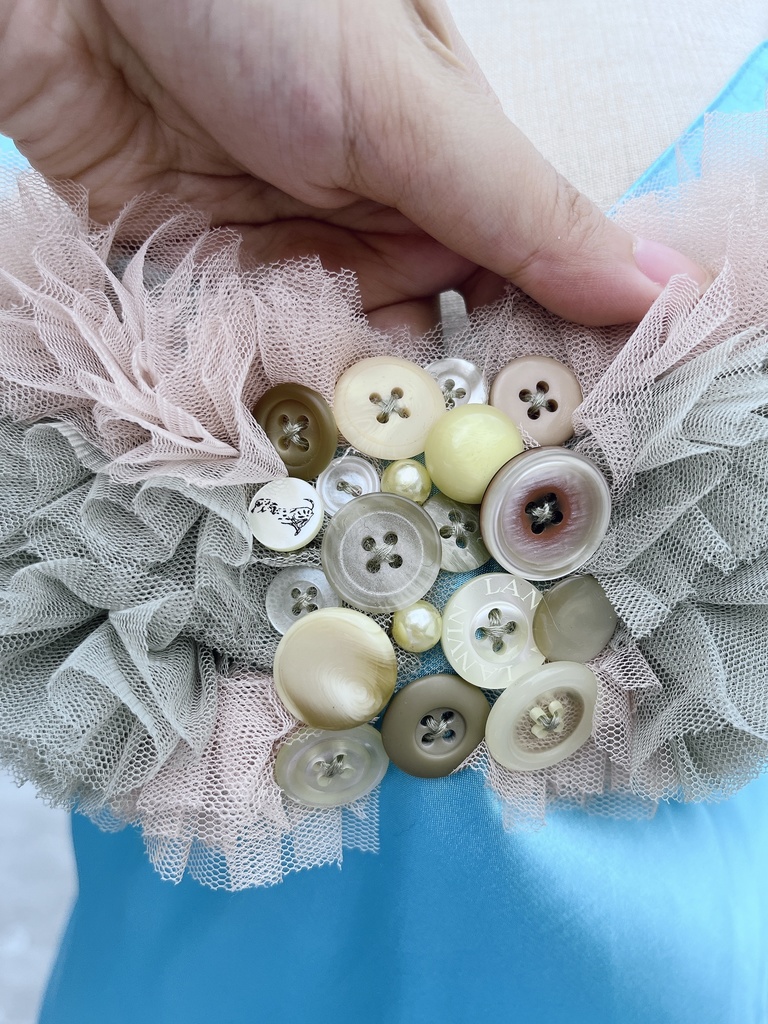 バレリーナの亡骸(グリーン×ベージュ) Remains of a Ballerina (Green × Beige)