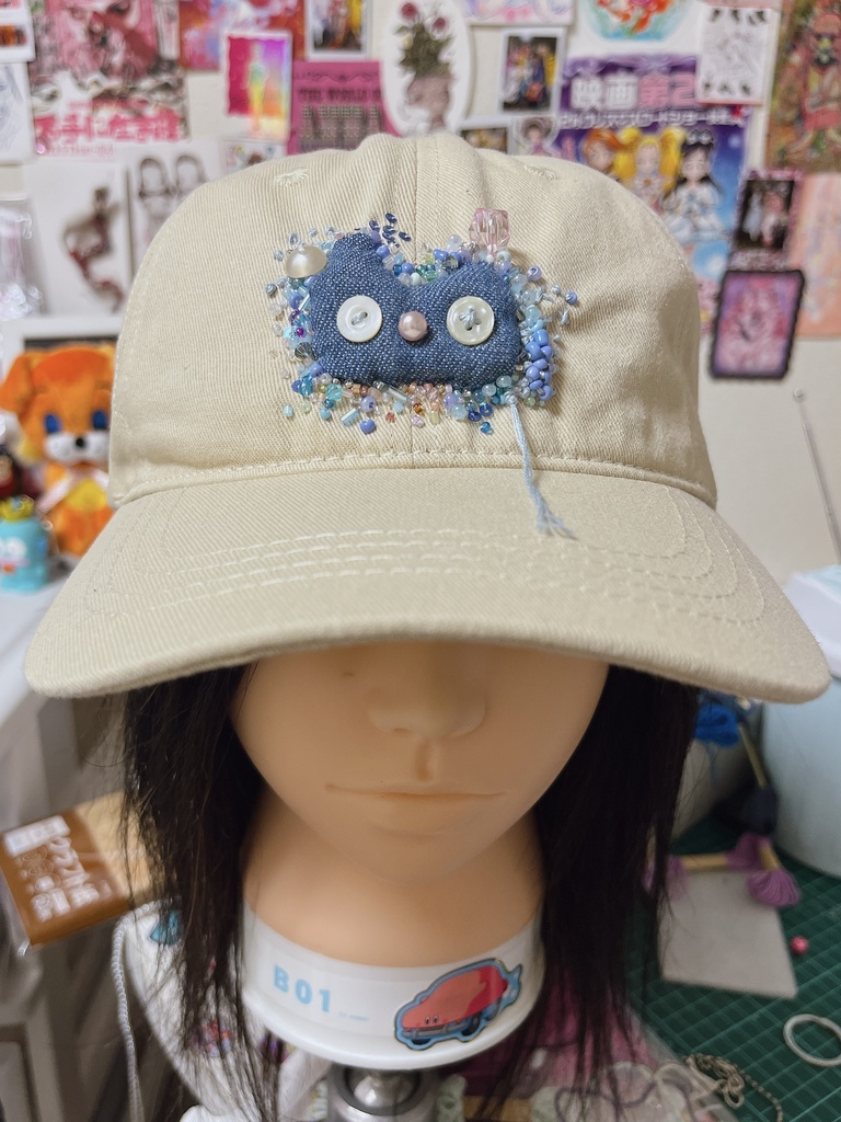 ごきげんな帽子1号(ベージュ) Cheerful Hat No.1 – Beige