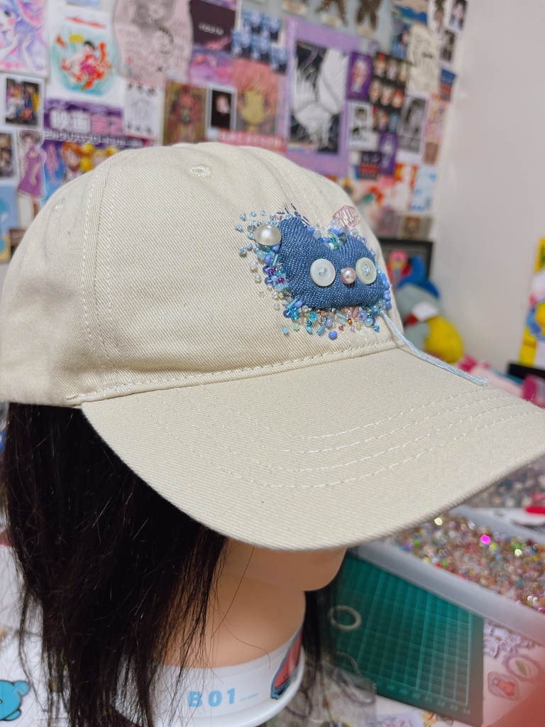 ごきげんな帽子1号(ベージュ) Cheerful Hat No.1 – Beige