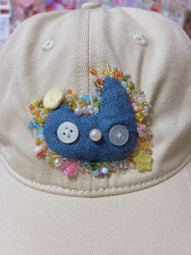ごきげんな帽子2号(ベージュ) Cheerful Hat No.2 – Beige