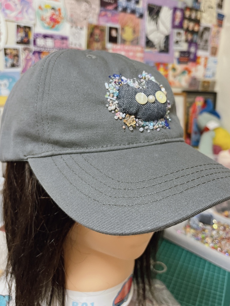 ごきげんな帽子3号(グレー) Cheerful Hat No.3 – gray
