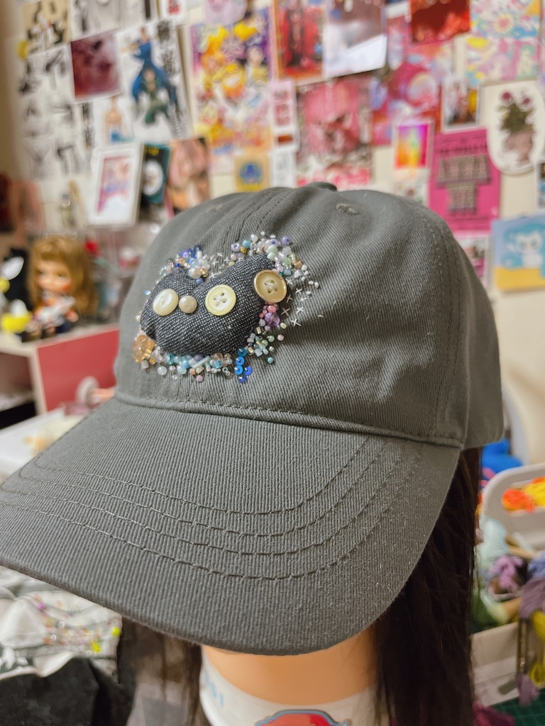 ごきげんな帽子3号(グレー) Cheerful Hat No.3 – gray
