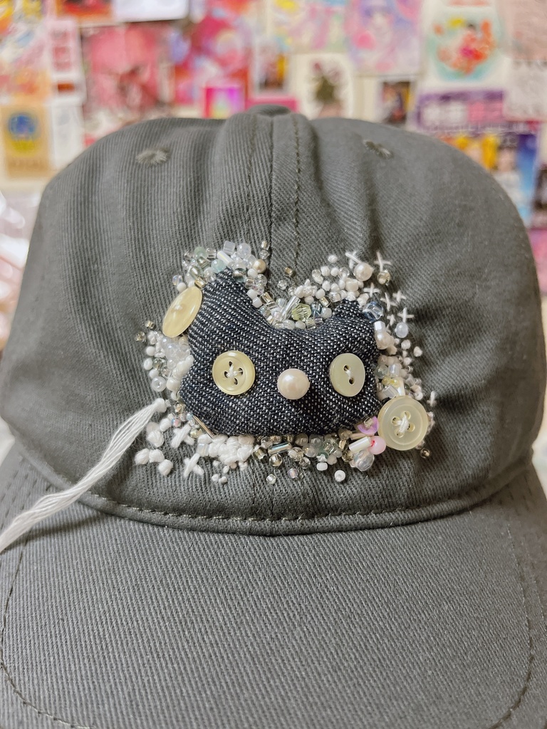 ごきげんな帽子4号(グレー) Cheerful Hat No.4–gray
