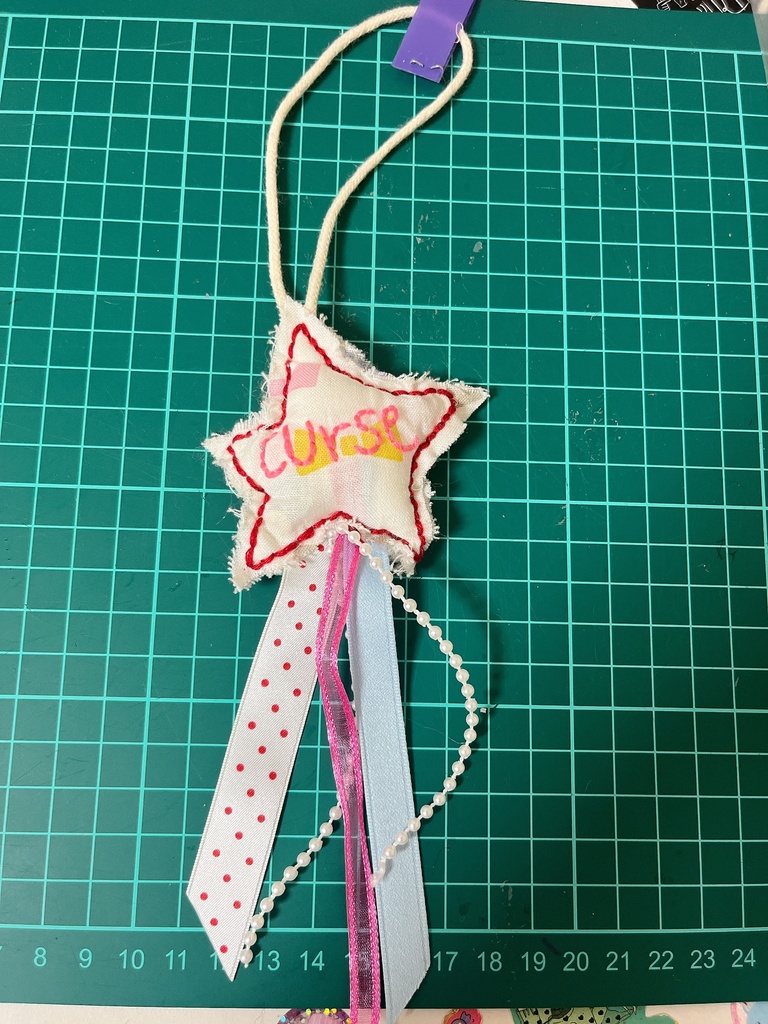 呪いのおまもり
