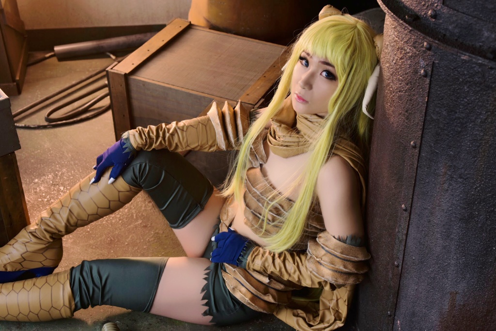 たべちゃうぞぉ/ぎゃお【〇ルトラ怪獣擬人化計画コスプレROM】