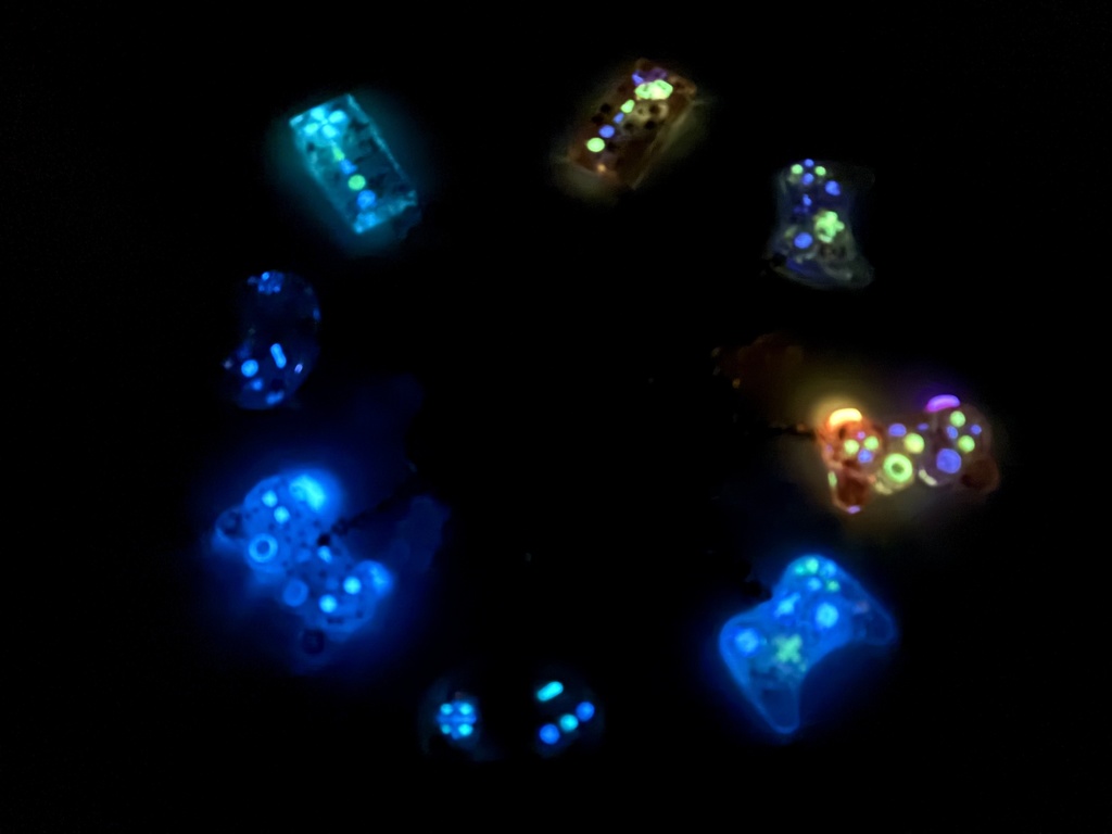 ゲーミングキーホルダーシリーズ くまチャーム付き ①