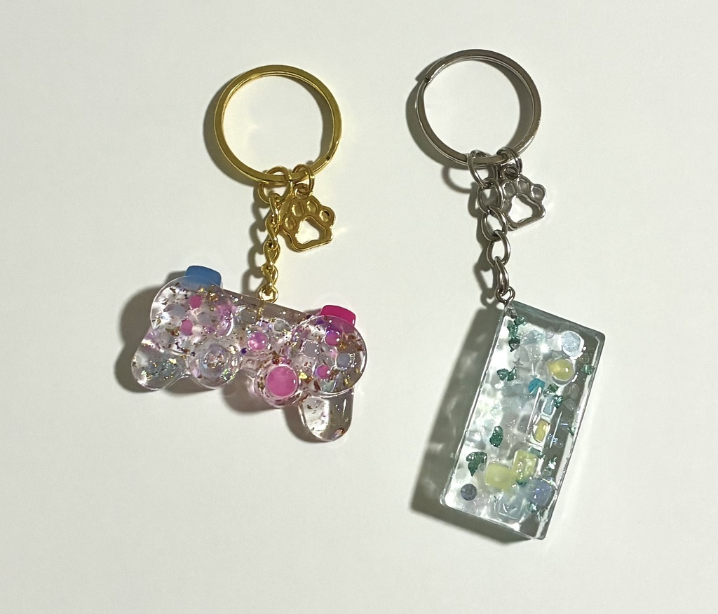 ゲーミングキーホルダーシリーズ 肉球チャーム付き①