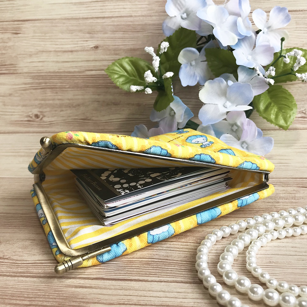 四角がまくちカードケース